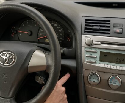 how to clear maintenance light on toyota camry